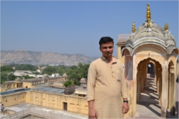feroz khan profile picture