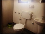 karan lokhande room photo