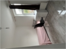 N room photo