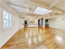Adam sullivan room photo