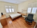Karen Dinh room photo